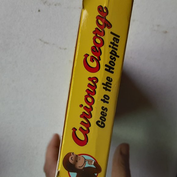 Curious George Goes to the Hospital VHS - Picture 4 of 5
